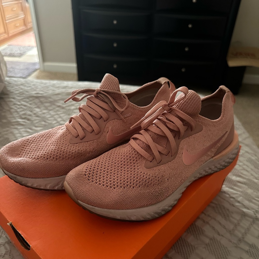 Nike Epic React Flyknits. Size 8.5 Rust Pink/Pink Tint.